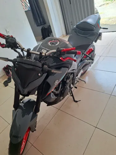 MT 03 ano 22/23 único dono 30.000 km pneus seminovos sem nada para fazer valor 26.500