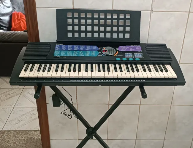 Vendo teclado da Yamaha tudo funcionando perfeitamente