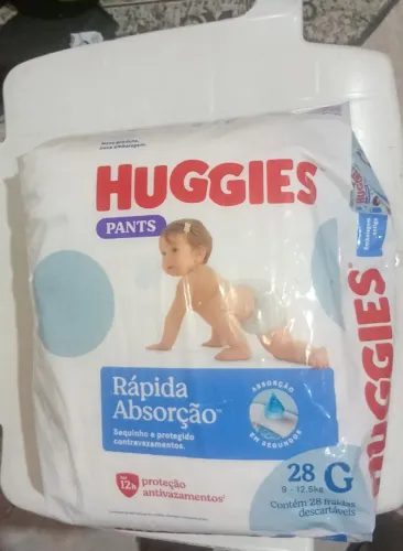 Fralda Huggies Tripla Proteção Roupinha G 28 Unidades