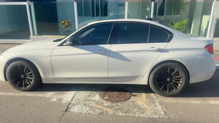 BMW 328I A Luxury/modern 2.0 TB 16V 4P 2013