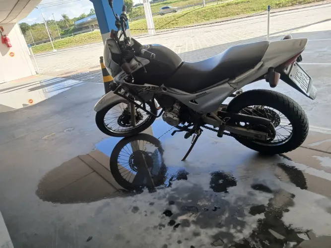 Vendo nx falcom 400 moto top pra passear