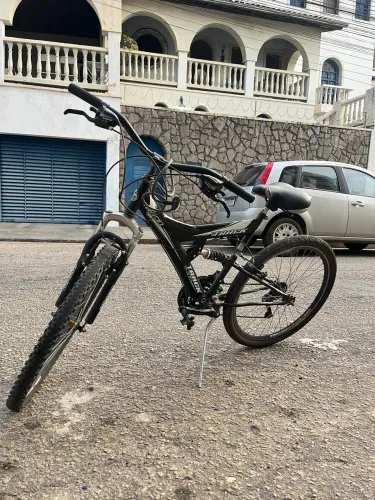 Bicicleta Track TB300 Aro 26