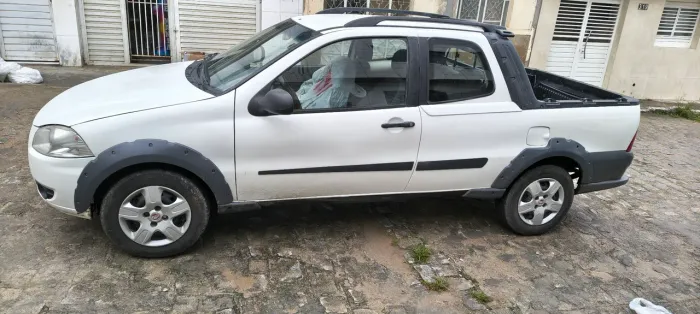 Fiat Strada Working 1.4 MPI Fire Flex 8V CD 2013