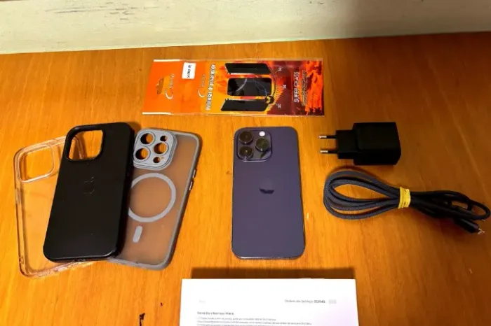 IPhone 14 Pro 256GB, 82% bateria, Purple. Completo, na Garantia e com Acessórios
