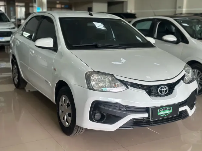 Toyota Etios XS Sedan 1.5 Flex 16V 4P Mec. 2018