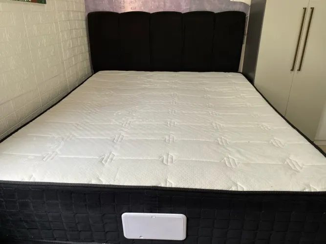 Cama Queen com Baú!!