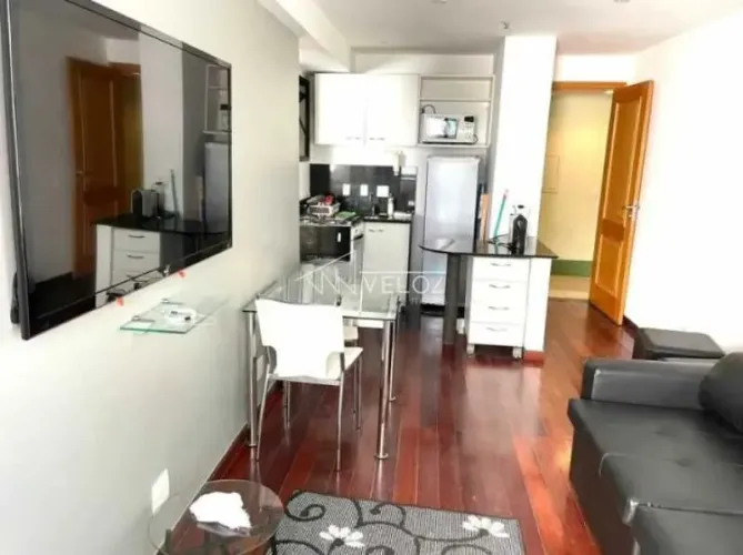 Flat : / Residencial / Ipanema