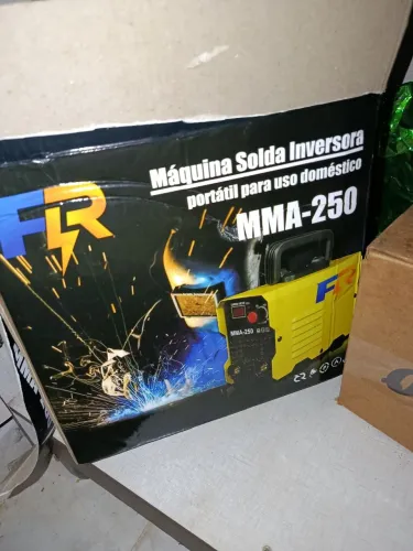 Máquina de solda inversora nova