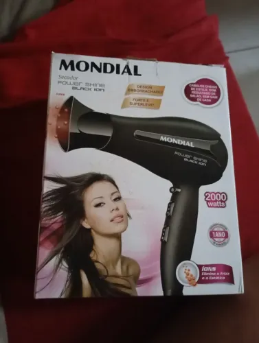 Vendo secador de cabelo , novinha na caixa , nunca foi usada , 160 ,