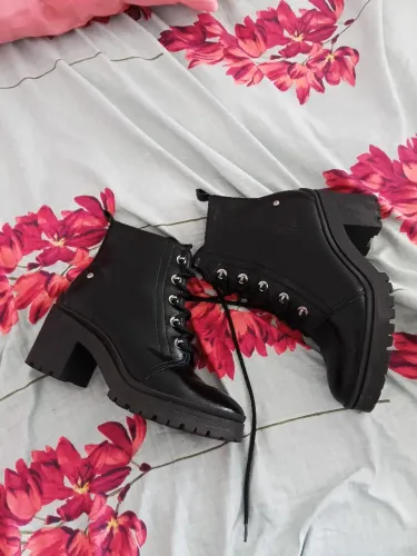 Bota feminina