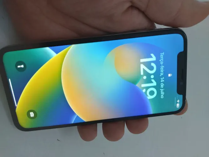 Vendo Iphone X 64G de memoria. Passo cartão dinheiro ou pix