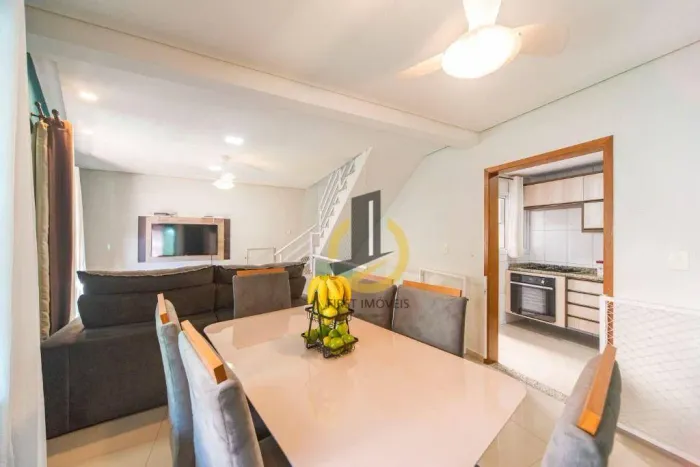 Sobrado para venda ou locação - 168m² de área contruída - 3 dormitórios (1 suíte) - churra