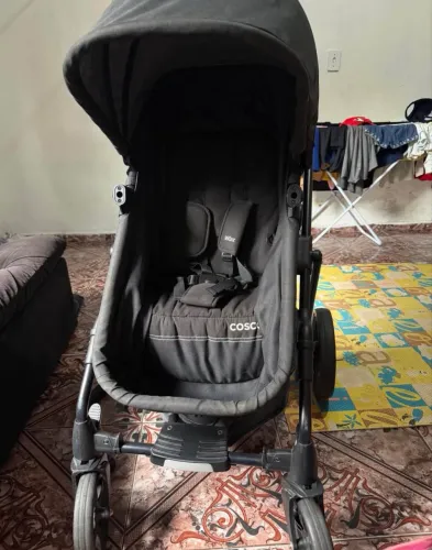 Carrinho de bebê Moisés + bebê conforto