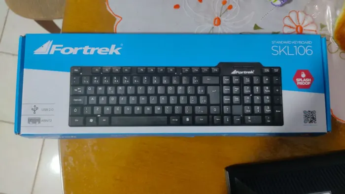 Teclado 100% Fortrek novo