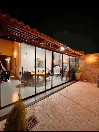 Casa a venda