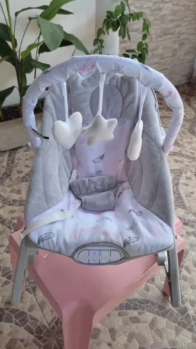 Cadeirinha?de?Descanso FunTime?Belle Maxi?Baby - Musical, Vibração e Sons da Natureza