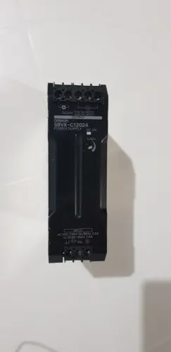 Fonte Chaveada Omron S8VK-C12024 24Vcd 5A 120W