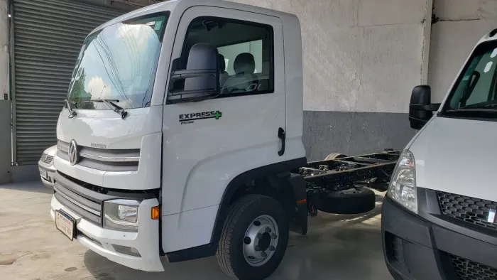 Volkswagen Delivery Express Turbo Diesel (e6) 2023