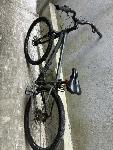Bike GTI preto/cinza