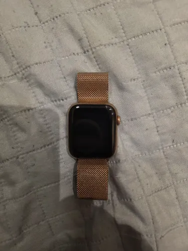 Apple watch series 4