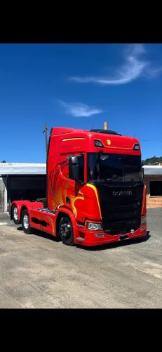 Scania R450 série heróis da estrada