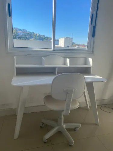 Escrivaninha ou penteadeira
