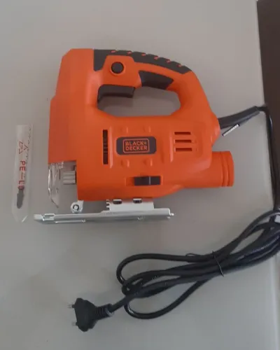 Vendo serra ticotico220v Black decer nova na caixa