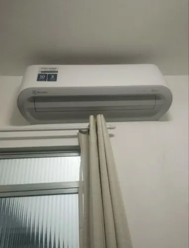 Ar condicionado 12000 btus 220v novíssimo