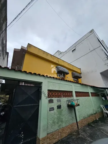 Apartamento de Frente com Vaga de Garagem em Avenida Principal, Excelente Localização