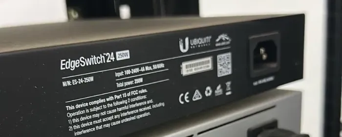 Switch Ubiquiti 24-250W