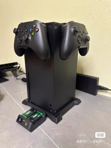 ? XBOX SERIES X 1TB + 2 CONTROLES - POUCO USO