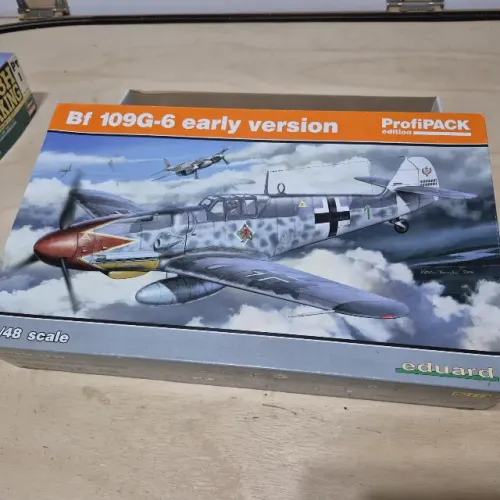 Kit p montar EDUARD ProfiPackBF 109G-6 1:48 scale
