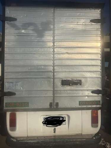 Vendo misto caminhonete