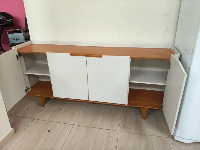 Precisa de um armário de cozinha?? Eu tenho 