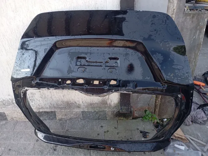 Capô do Honda Fit