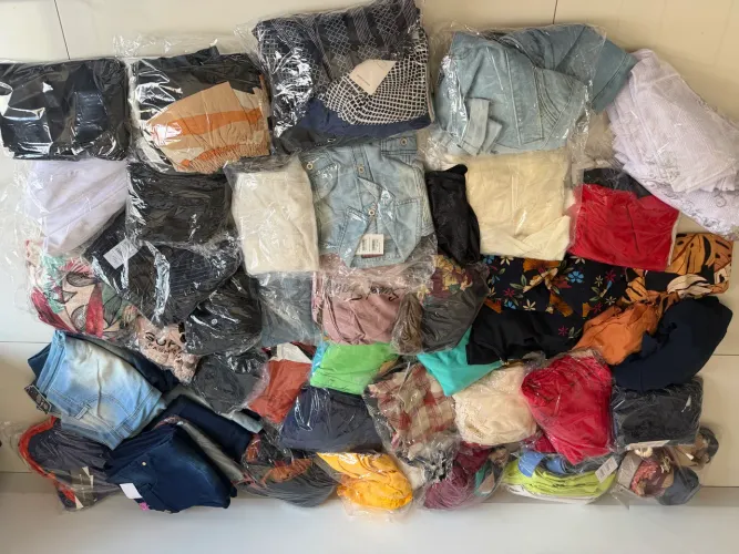 Lote de roupas feminina ( NOVAS )