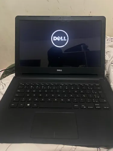 Vendo notebook Dell, i3, 4G usado 