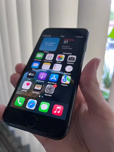 iPhone 8