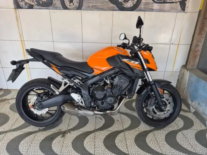 CB 650F - 2019