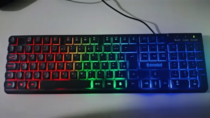 Teclado Semi mecânico + Mouse EVOLUT
