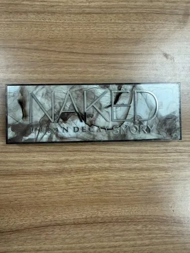 Paleta de Sombras Naked Smoking