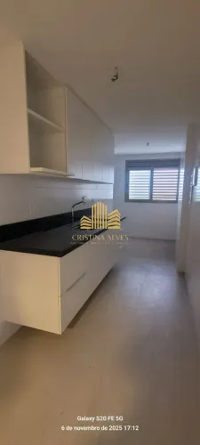 Apartamento para locação de alto padrão na Mata da Praia, Vitória-ES: 151,00 m² de confort