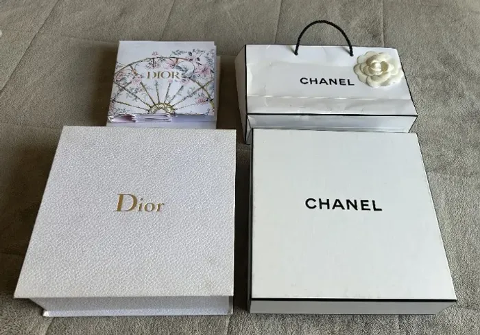KIT COM EMBALAGENS CHANEL E DIOR
