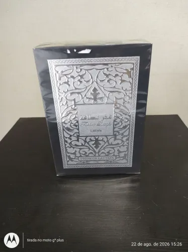 Perfume Árabe Masc. Fakhar Black
