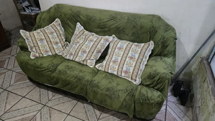 SOFA 2 E 3 LUGARES