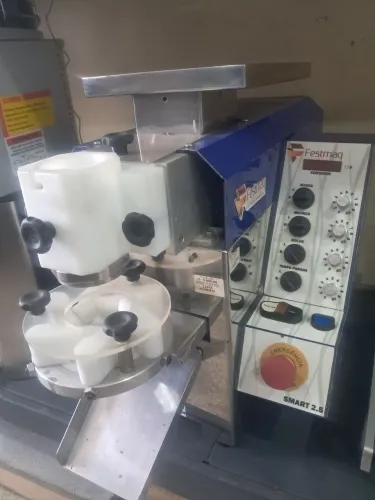 Máquina de salgados Festmaq