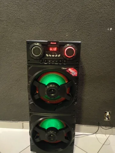 Vendo caixa torre anvox