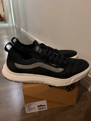 Tênis Vans Ultrarange tamanho 39