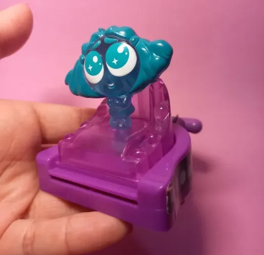 Brinquedo Divertidamente Inveja McDonalds - usado