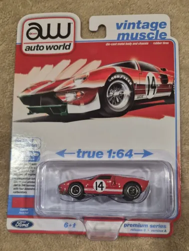 Auto World - 1965 Ford GT40